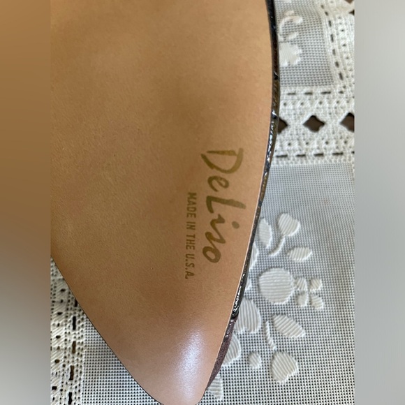 DeLiso vintage leather upper heels Size 7 1/2AA. NWOT - Picture 7 of 9